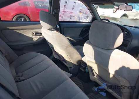 2004 Hyundai Elantra Gls/Gt from USA, damaged, VIN KMHDN46D64U980236